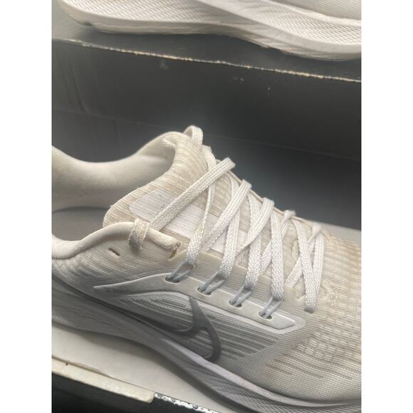 (WMNS) Nike Air Zoom Pegasus 39 ‘White Pure Platinum’ DH4072-100 Size 8.5 - Picture 9 of 10